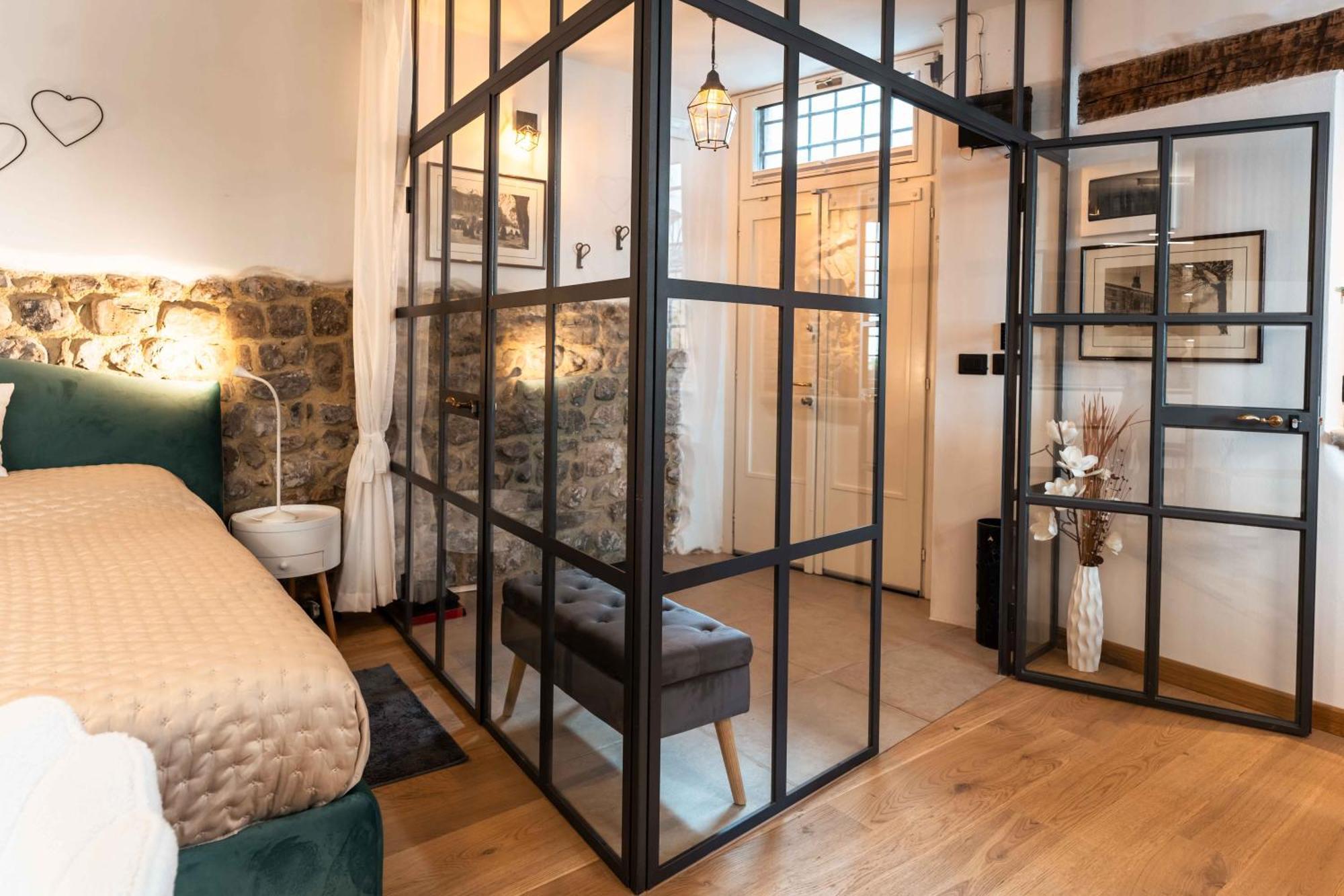 La Chicca In Pieno Centro Storico Con Sauna E Parcheggio Gratuito 乌迪内 外观 照片